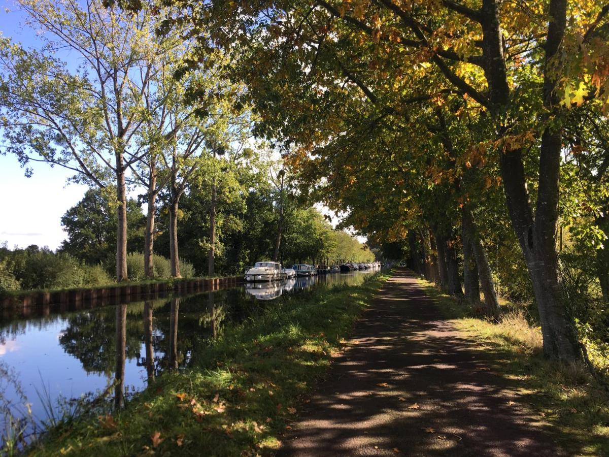 Riverview Bohal Екстериор снимка